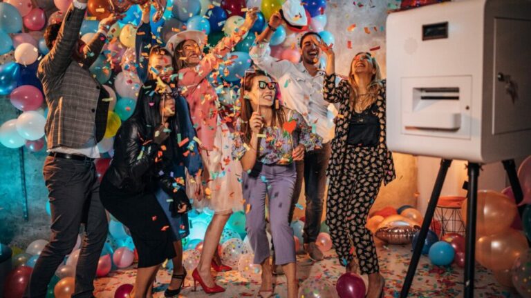PHOTOBOOTH-LOCATION-EVENEMENT-LYON-FUNZY-4-1024x576